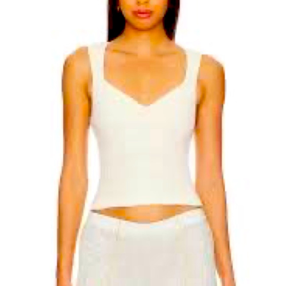 BY FREE PEOPLE SWEETHEART LOVE IVORY CAMI!PURCHASED AT REVOLVE! NEVER WORN!❤️🎁 - Picture 2 of 8